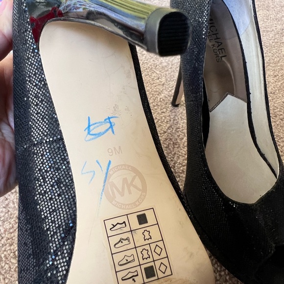 Michael Kors platform peep-toe heels - Picture 3 of 3